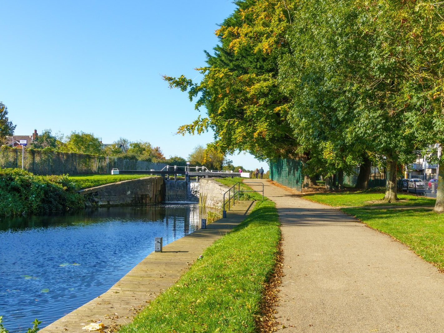 A WALK ALONG THE ROYAL CANAL FROM PELLETSTOWN TO ASHTOWN [THE 9TH LOCK]-242537-1