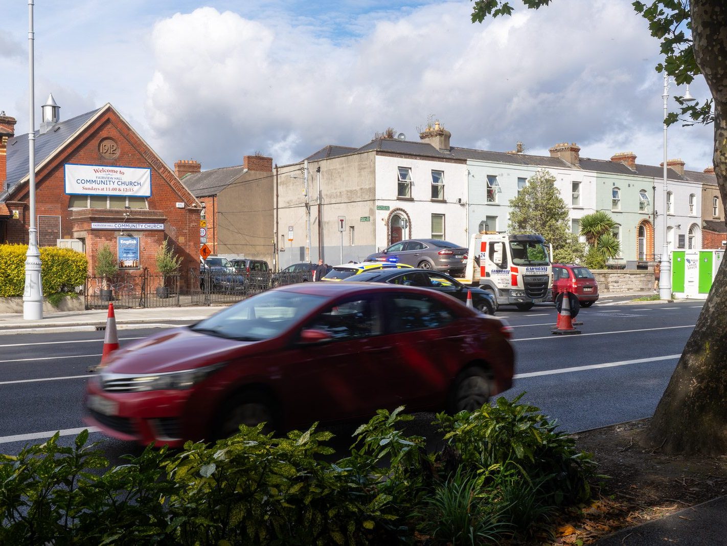 CLONTARF TO CITY CENTRE ROAD PROJECT [THE ANNESLEY BRIDGE TO MARINO IS STILL A WORK IN PROGRESS]-241938-1