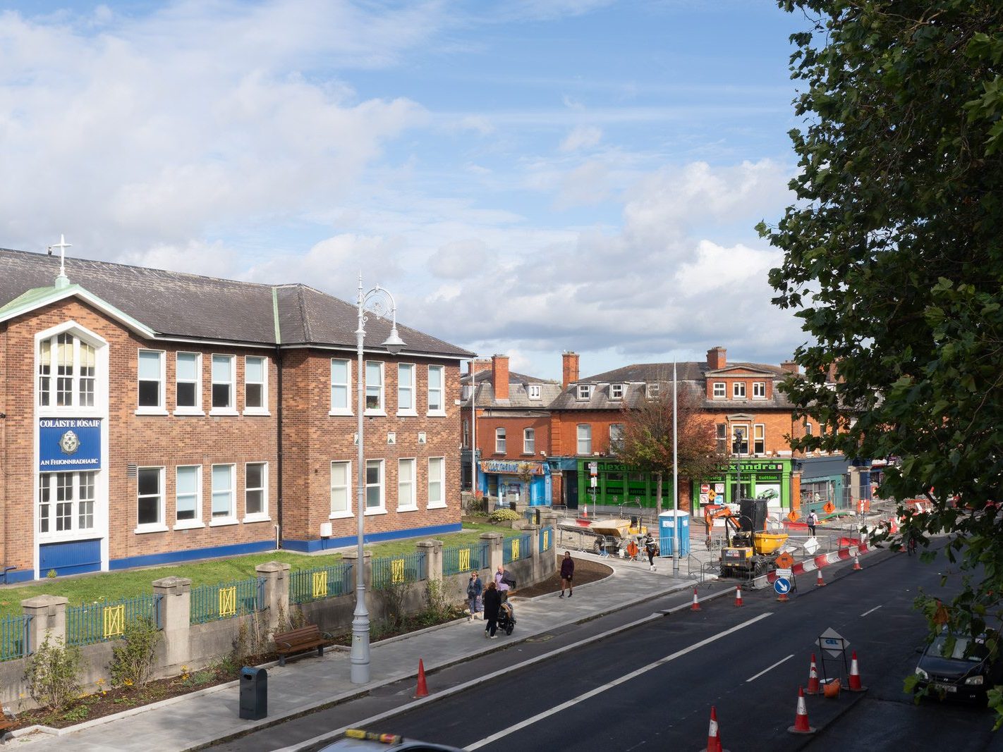 CLONTARF TO CITY CENTRE ROAD PROJECT [THE ANNESLEY BRIDGE TO MARINO IS STILL A WORK IN PROGRESS]-241951-1