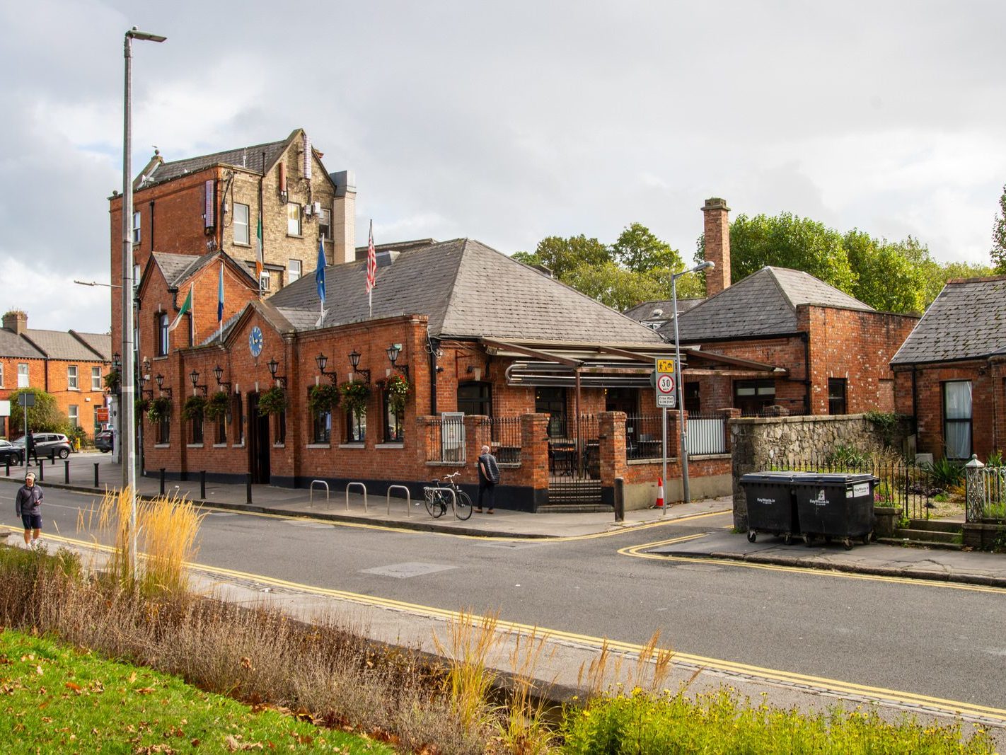 OUR LADY'S PARK [AT DRUMCONDRA BRIDGE NOW NAMED FRANK FLOOD FLOOD BRIDGE]-242300-1