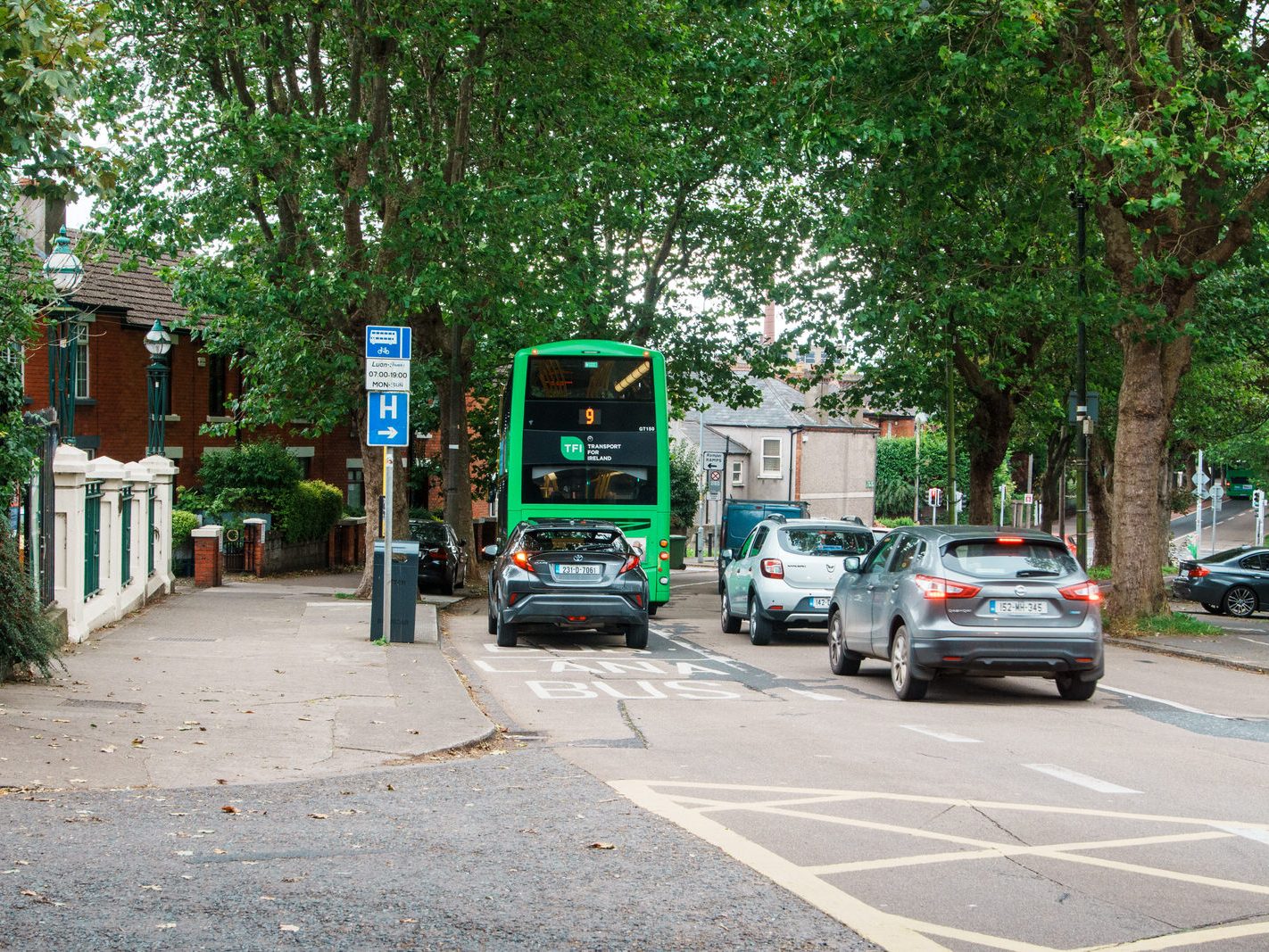 THE NUMBER 9 BUS SERVES ST MOBHI ROAD [4 OCTOBER 2024]-242232-1