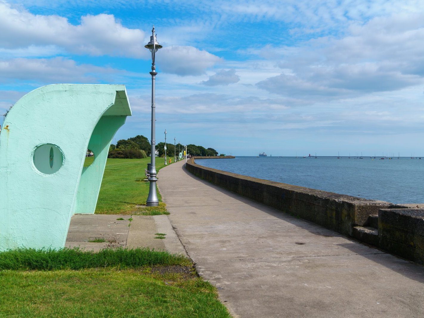 RETRO WIND SHELTERS AND OTHER STRUCTURES IN CLONTARF [DESIGNED IN 1934 BY HERBERT SIMMS]-244377-1