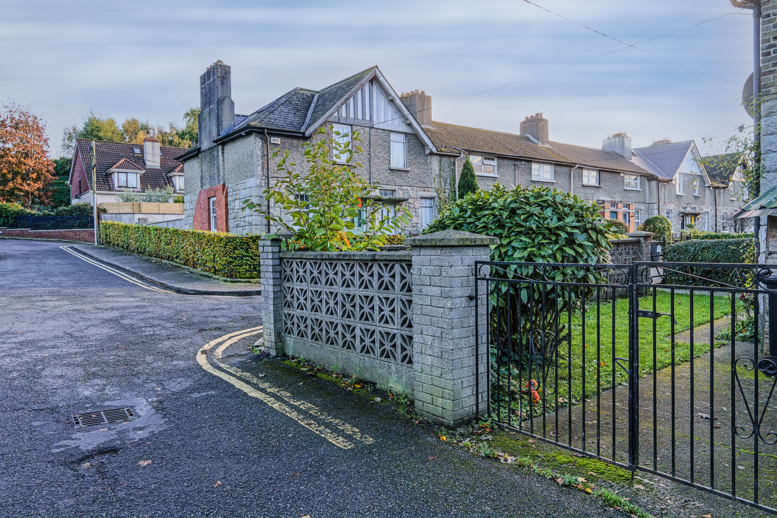WOODVIEW COTTAGES AND RATHFARNHAM HILL [EARLY NOVEMBER 2023] 008