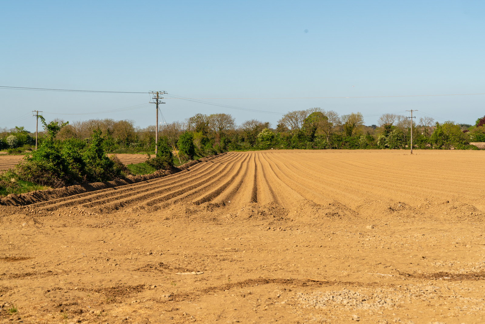 DUBBER CROSS AND NEARBY