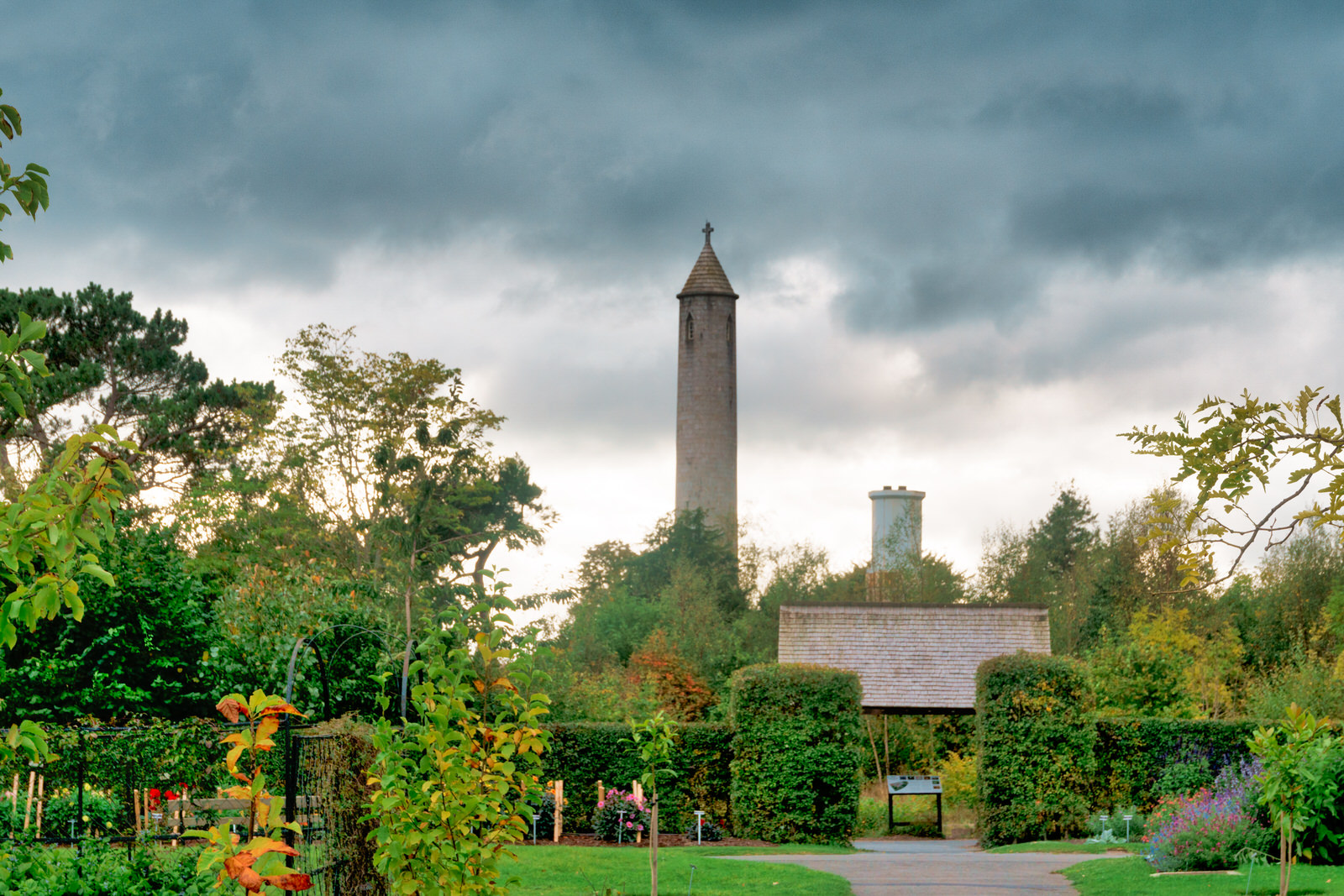 O'CONNELL ROUND TOWER