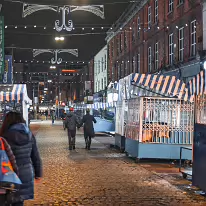 DUBLIN CITY CENTRE AT NIGHT 16 NOVEMBER 2025 [WE ARE GETTING READY FOR CHRISTMAS]-260567-1