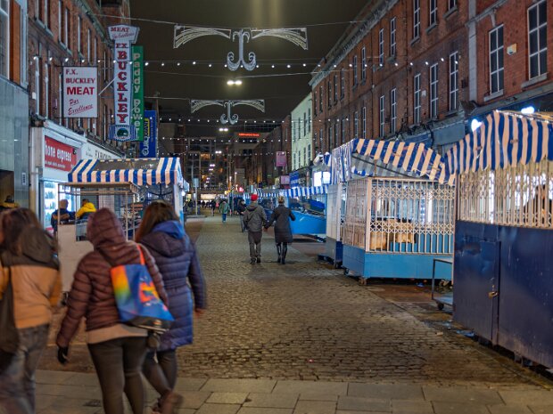 GETTING READY FOR CHRISTMAS In Ireland, the Christmas season is the most significant retail event of the year. While Americans have Thanksgiving to...