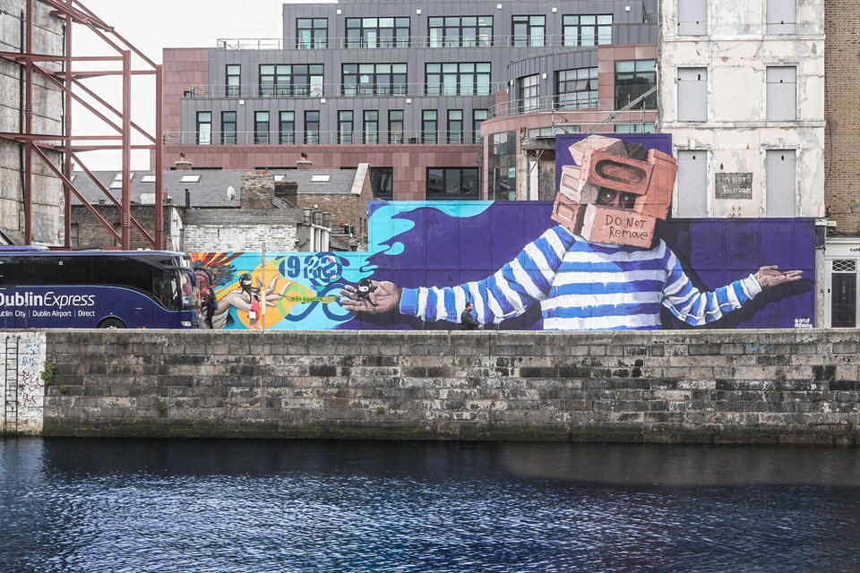 THE DO NOT REMOVE MURAL