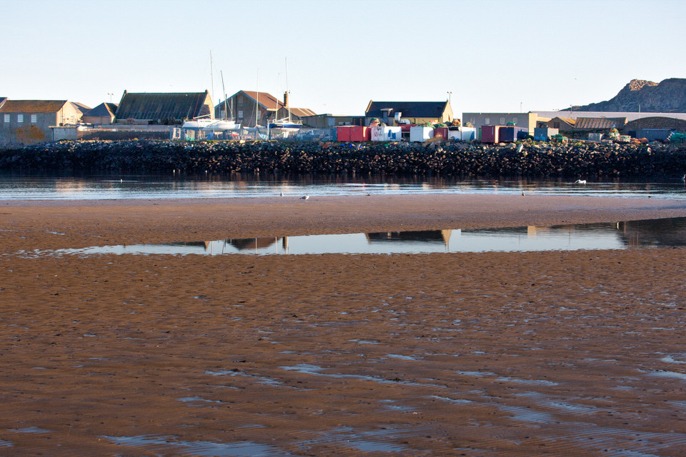 OLD PHOTOGRAPHS OF CLAREMONT BEACH IN HOWTH 