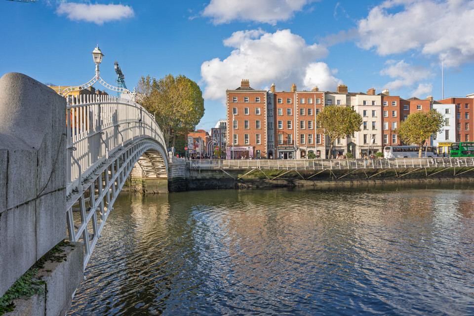 THE HALFPENNY BRIDGE