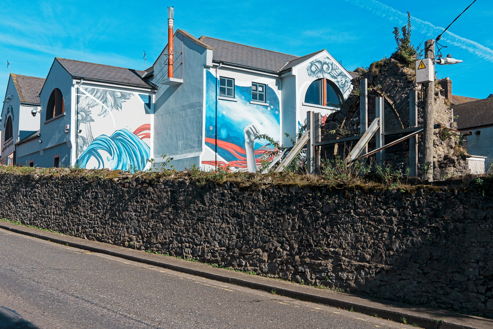 BOANN IS AN AMAZING MURAL BY LULA GOCE [BUT WHAT ABOUT THE CHEMTRAILS?]
001