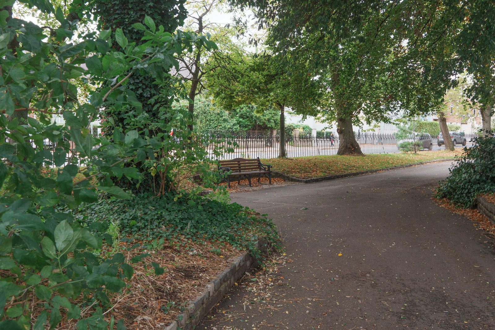 A SMALL BUT POPULAR PUBLIC PARK [IN HAROLD'S CROSS] 008