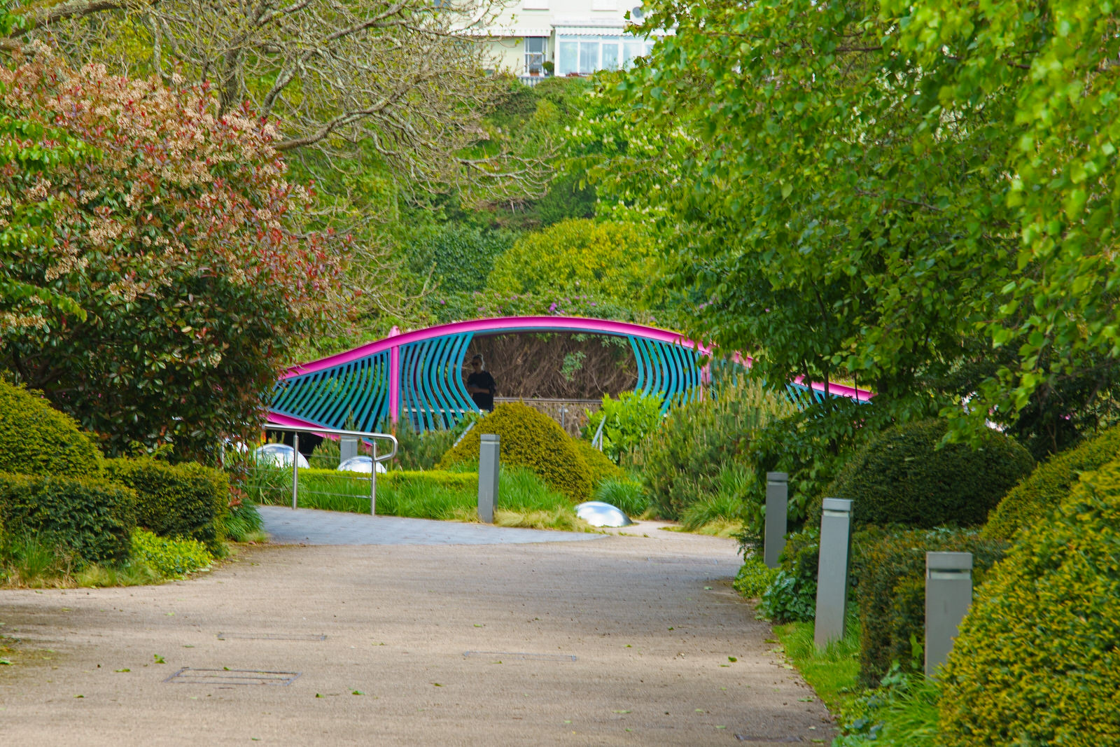 THE SKY GARDEN BY DIARMUID GAVIN [WON AN AWARD AT THE CHELSEA FLOWER SHOW IN 2011] 012