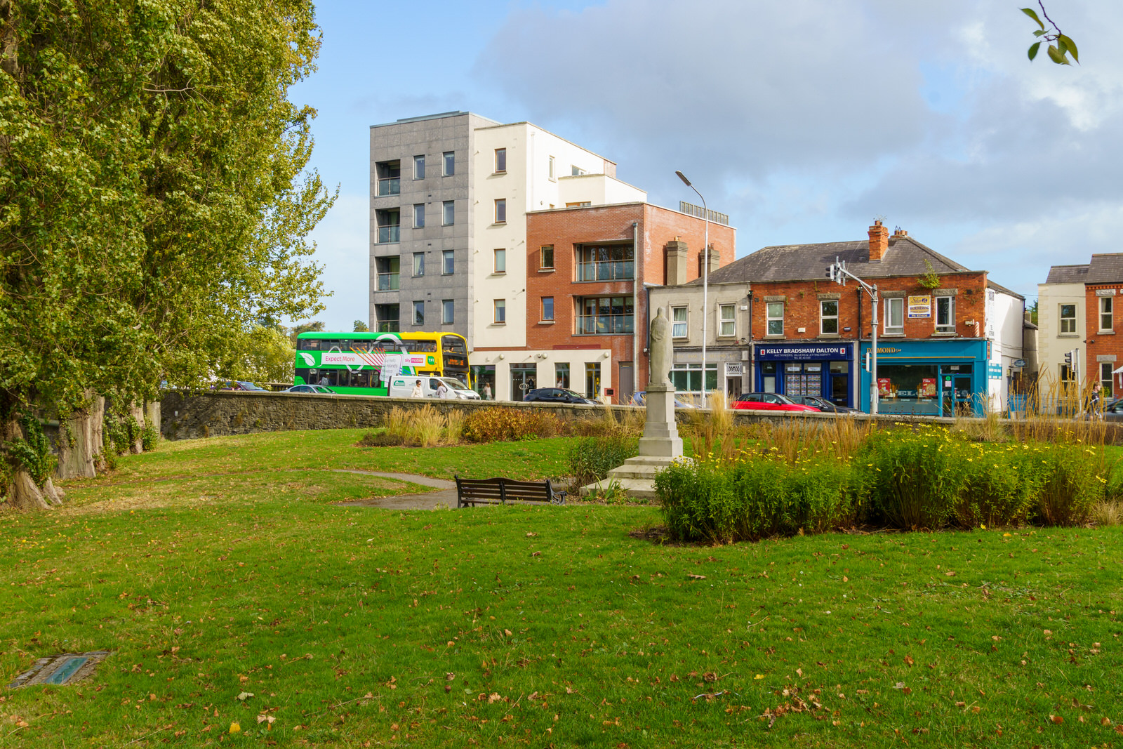 MARIAN STATUE IN DRUMCONDRA