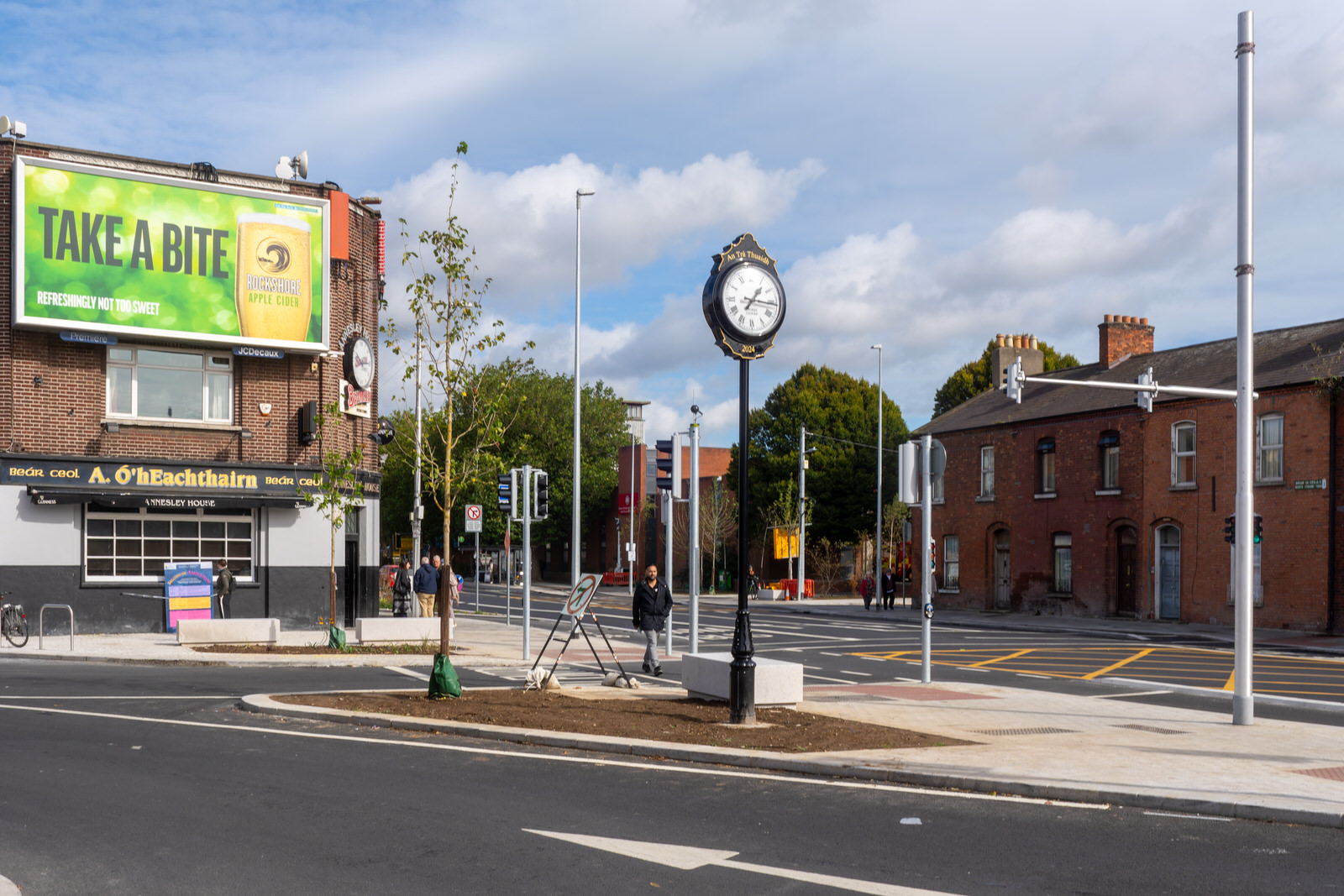 NEW PUBLIC CLOCK