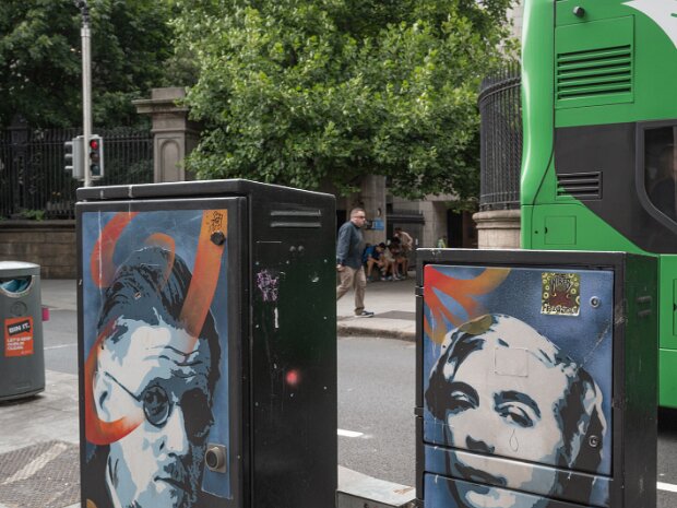 JAMES JOYCE AND NORA Discover a striking tribute to James Joyce and Nora Barnacle on the streets of Dublin. Captured with a Leica Q3, this...