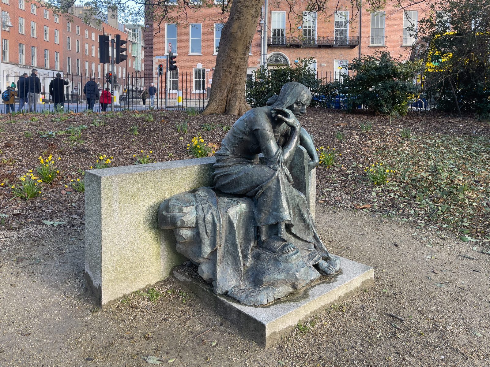 ÉIRE MEMORIAL RESTORED AND RELOCATED WITHIN MERRION SQUARE PARK 007