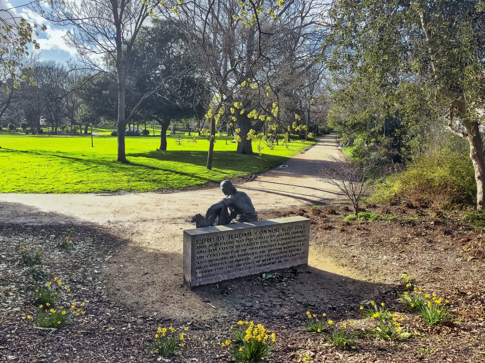 ÉIRE MEMORIAL RESTORED AND RELOCATED WITHIN MERRION SQUARE PARK 002