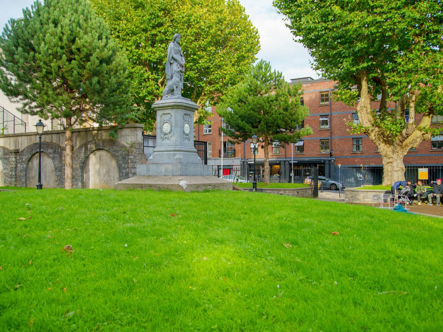 THE ÉIRE 1798 MEMORIAL [IS THE CENTRAL FEATURE OF SAINT MICHAN'S PARK IN DUBLIN] 004