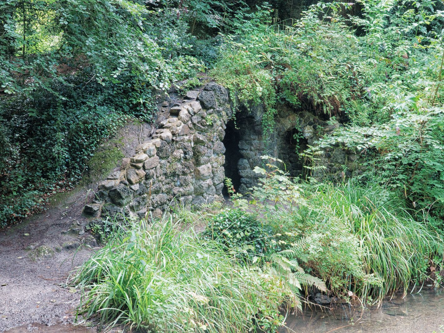 THE HERMIT'S CAVE AND NEARBY [ST ANNE'S PARK IN RAHENY] 008