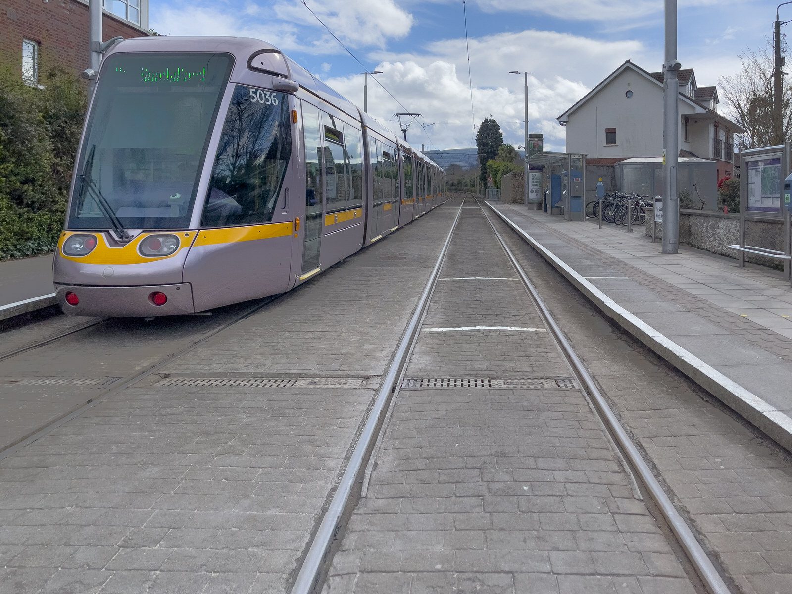 THE LUAS TRAM STOP AT WINDY ARBOUR AND THE IMMEDIATE AREA 025