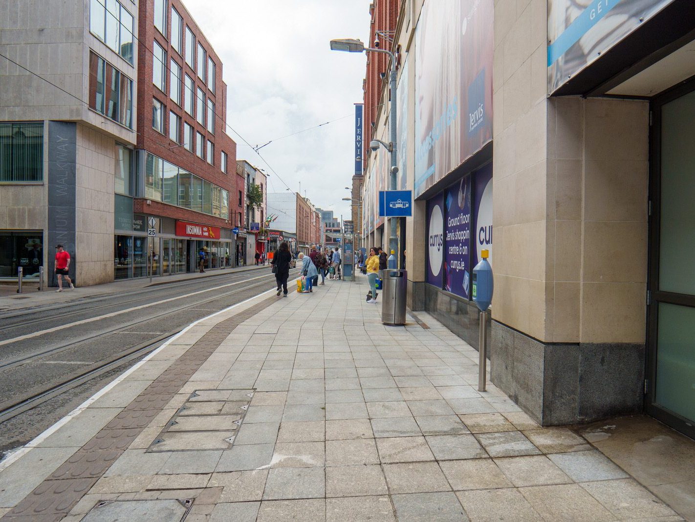 THE LUAS TRAM STOP [KNOWN AS JERVIS EVEN THOUGH IT IS ON UPPER ABBEY STREET] 004