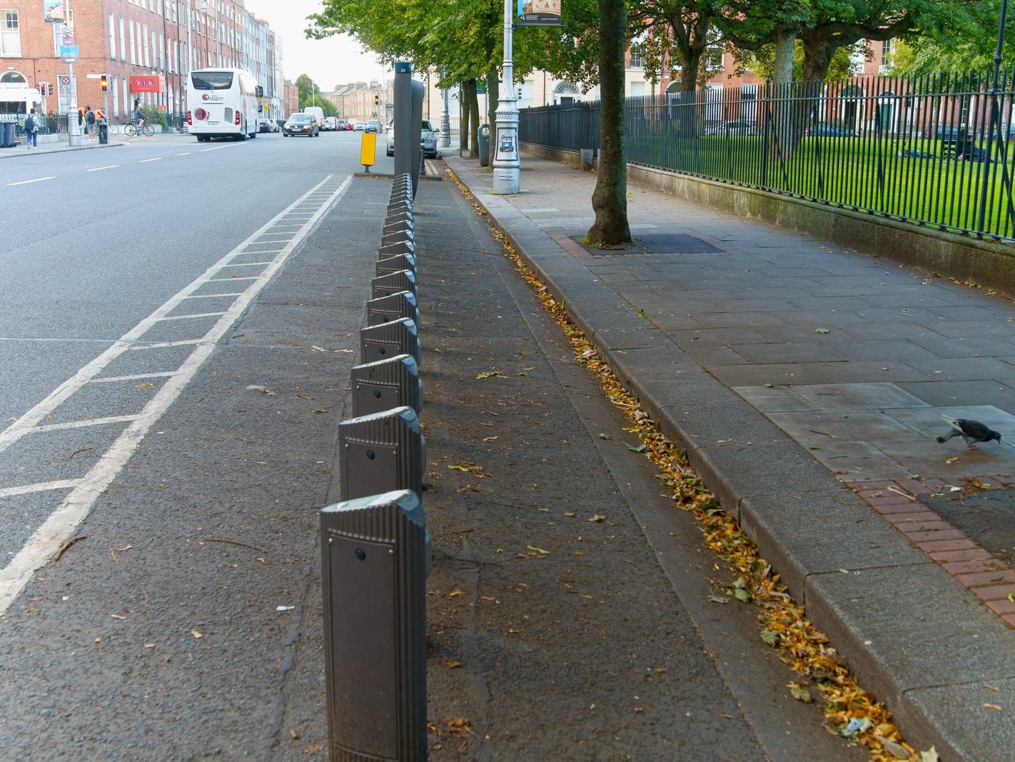 DUBLINBIKES DOCKING STATION 28 AT MOUNTJOY SQUARE [ALL BIKES HAVE BEEN CHECKED OUT] 003