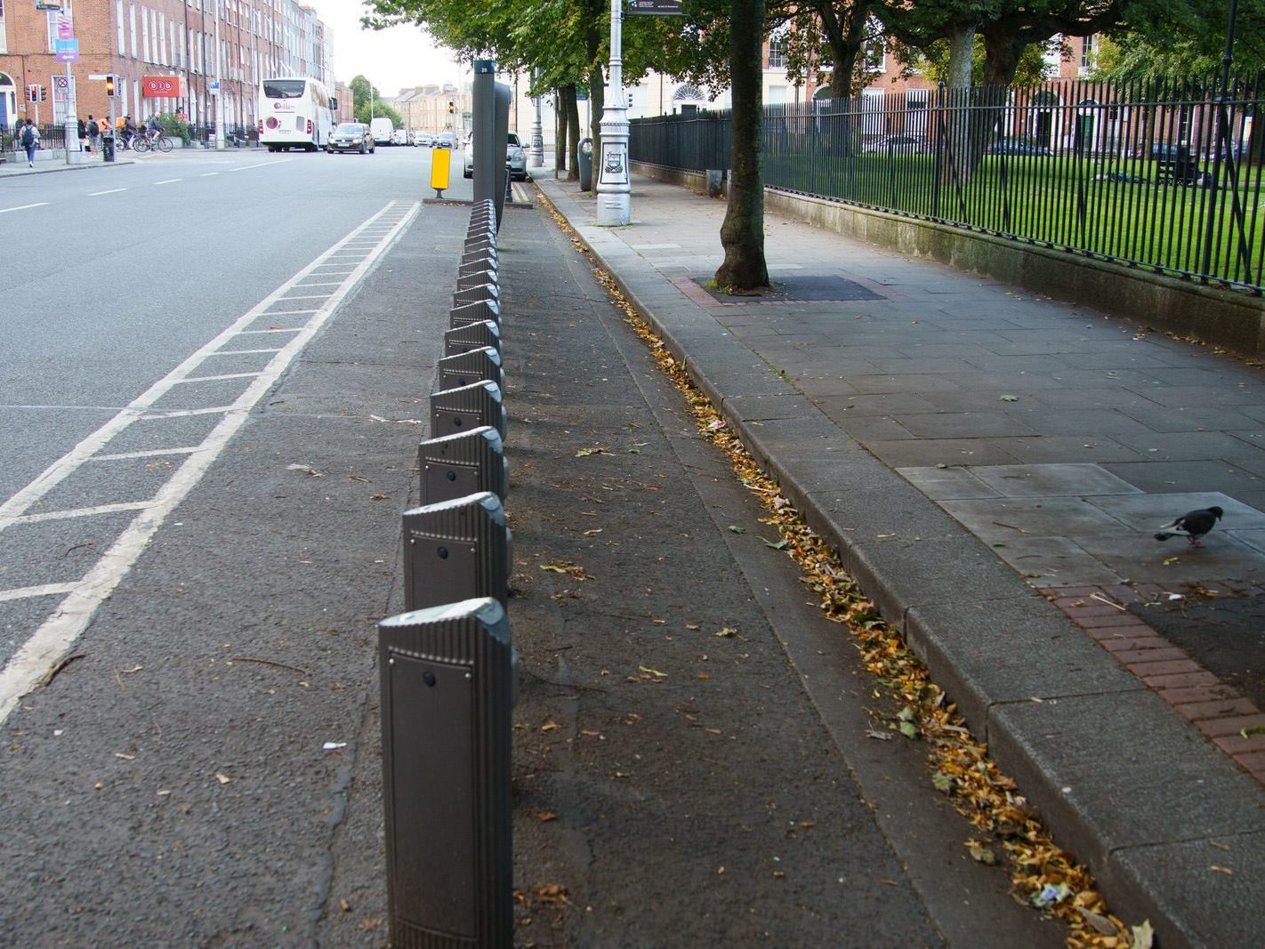 DUBLINBIKES DOCKING STATION 28 AT MOUNTJOY SQUARE [ALL BIKES HAVE BEEN CHECKED OUT] 002