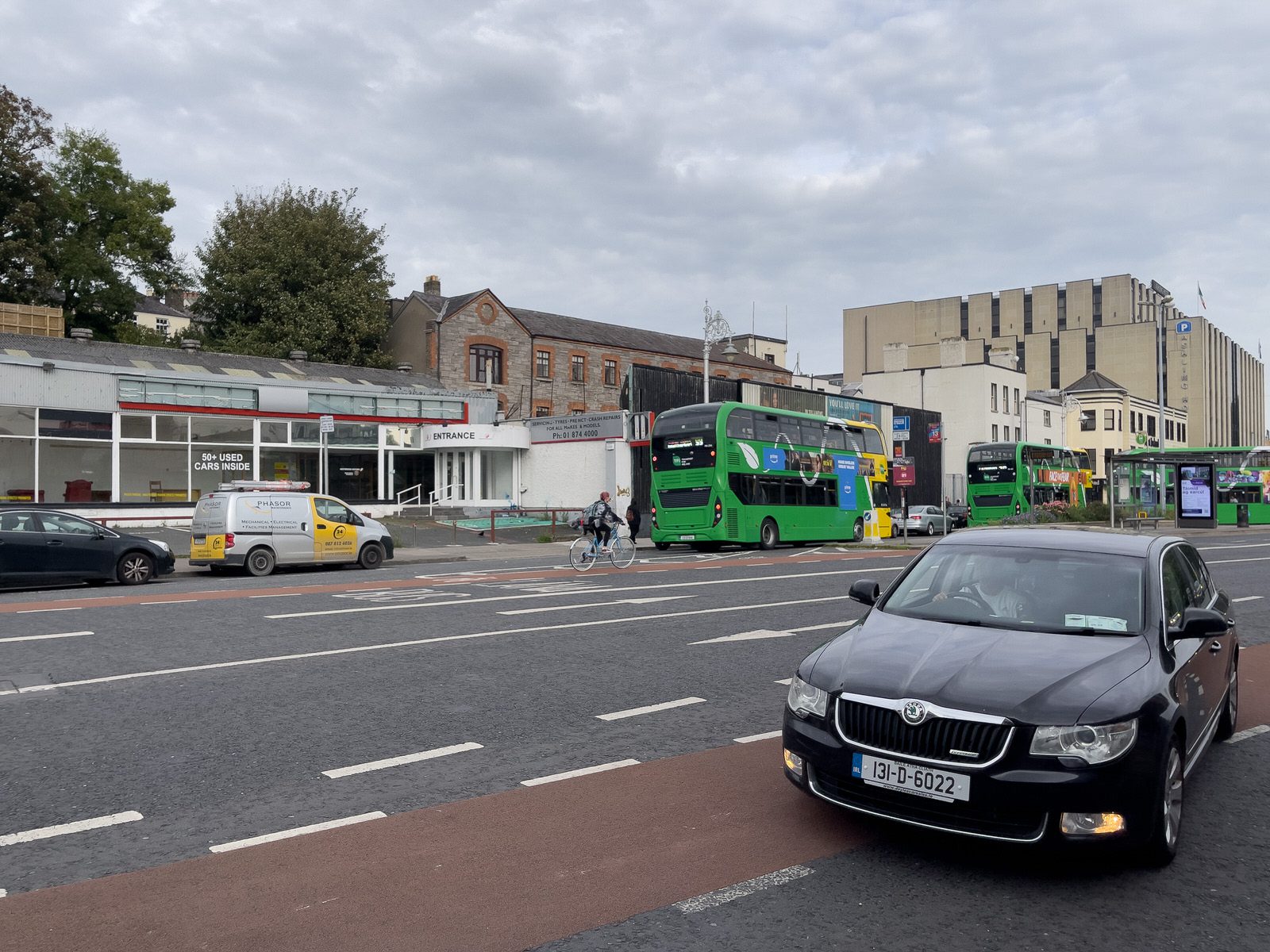 DUBLIN BUS LAUNCHED THE NUMBER 99 BUS ROUTE SERVICING PHOENIX PARK [BUS STOP 8208 PARKGATE STREET] 011