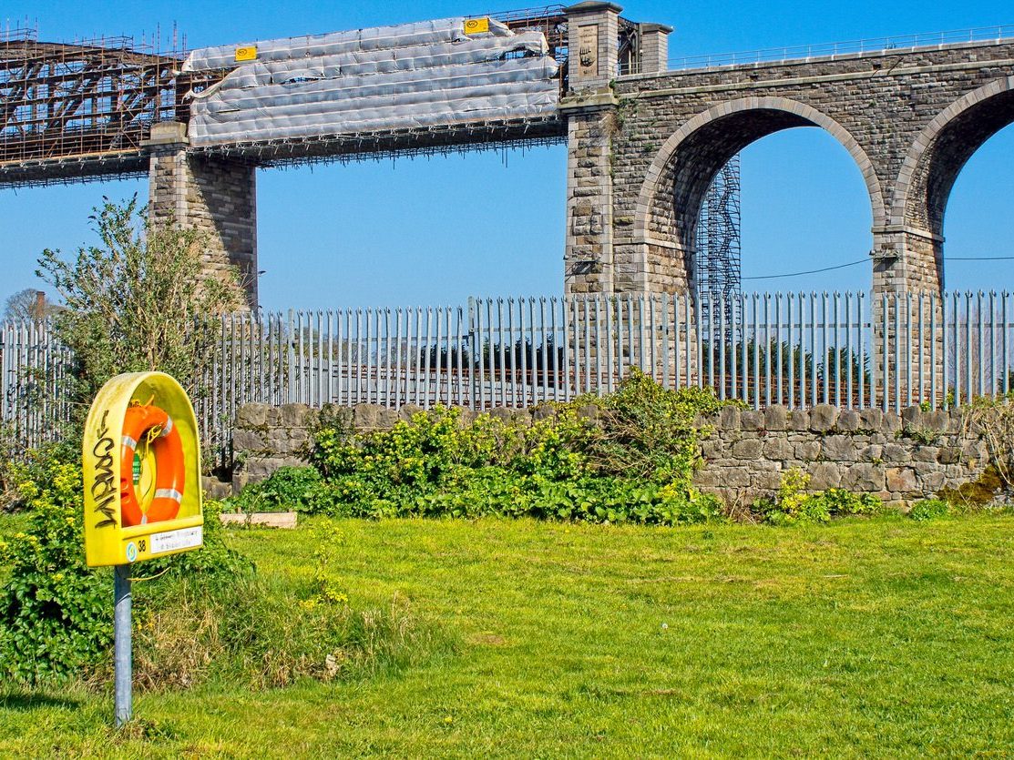 THE BOYNE VIADUCT AS IT WAS IN 2012 [RESTORATION WORK WAS UNDERWAY AT THE TIME]-224191-1