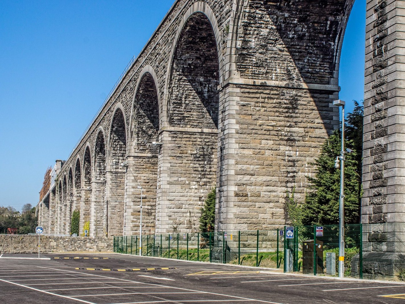 THE BOYNE VIADUCT AS IT WAS IN 2012 [RESTORATION WORK WAS UNDERWAY AT THE TIME]-224199-1