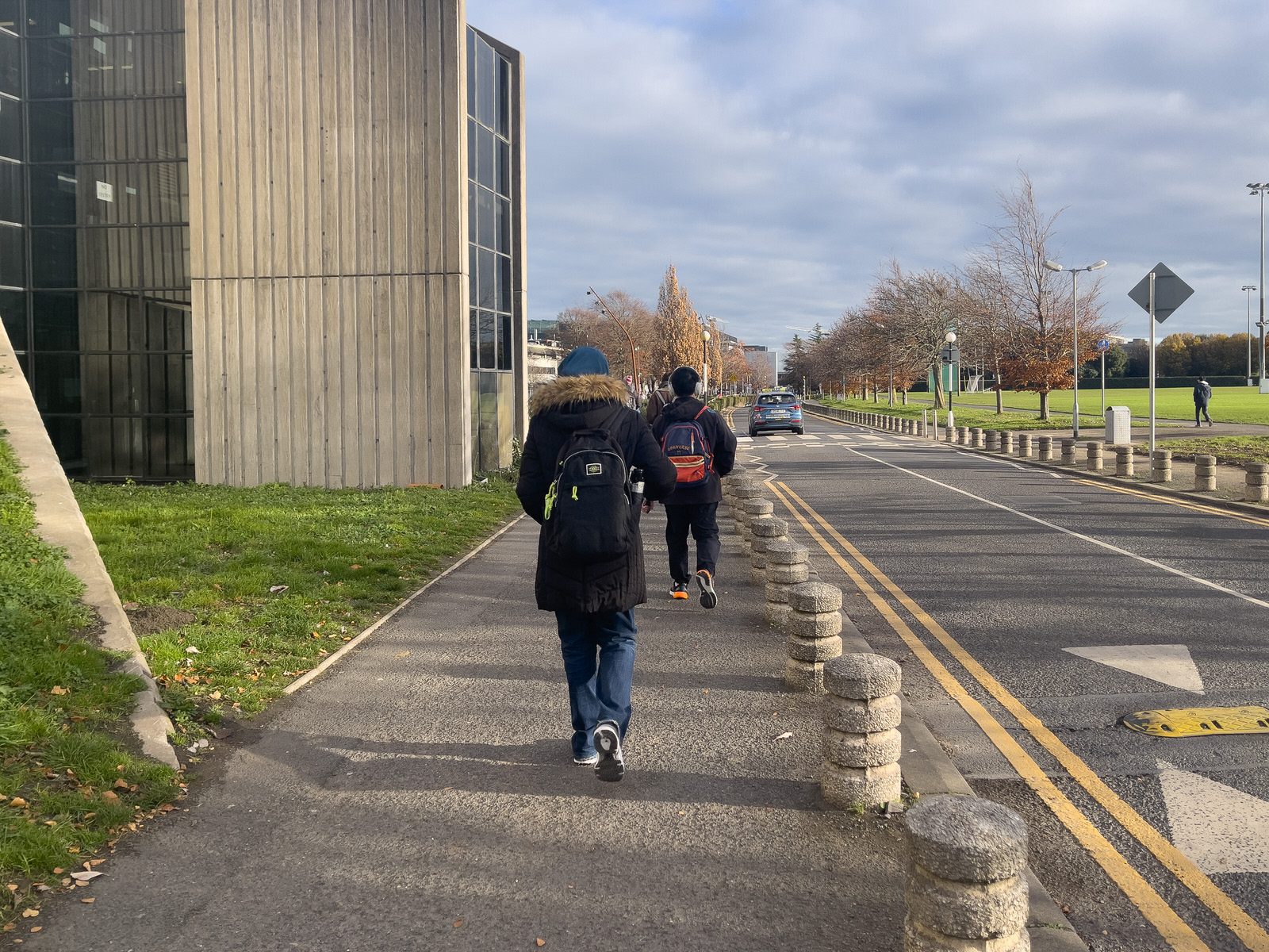 MY FIRST DAY WITHOUT THE 17 BUS SERVICE [WALK FROM S4 BUS STOP IN UCD TO ROEBUCK ROAD]-225558-1