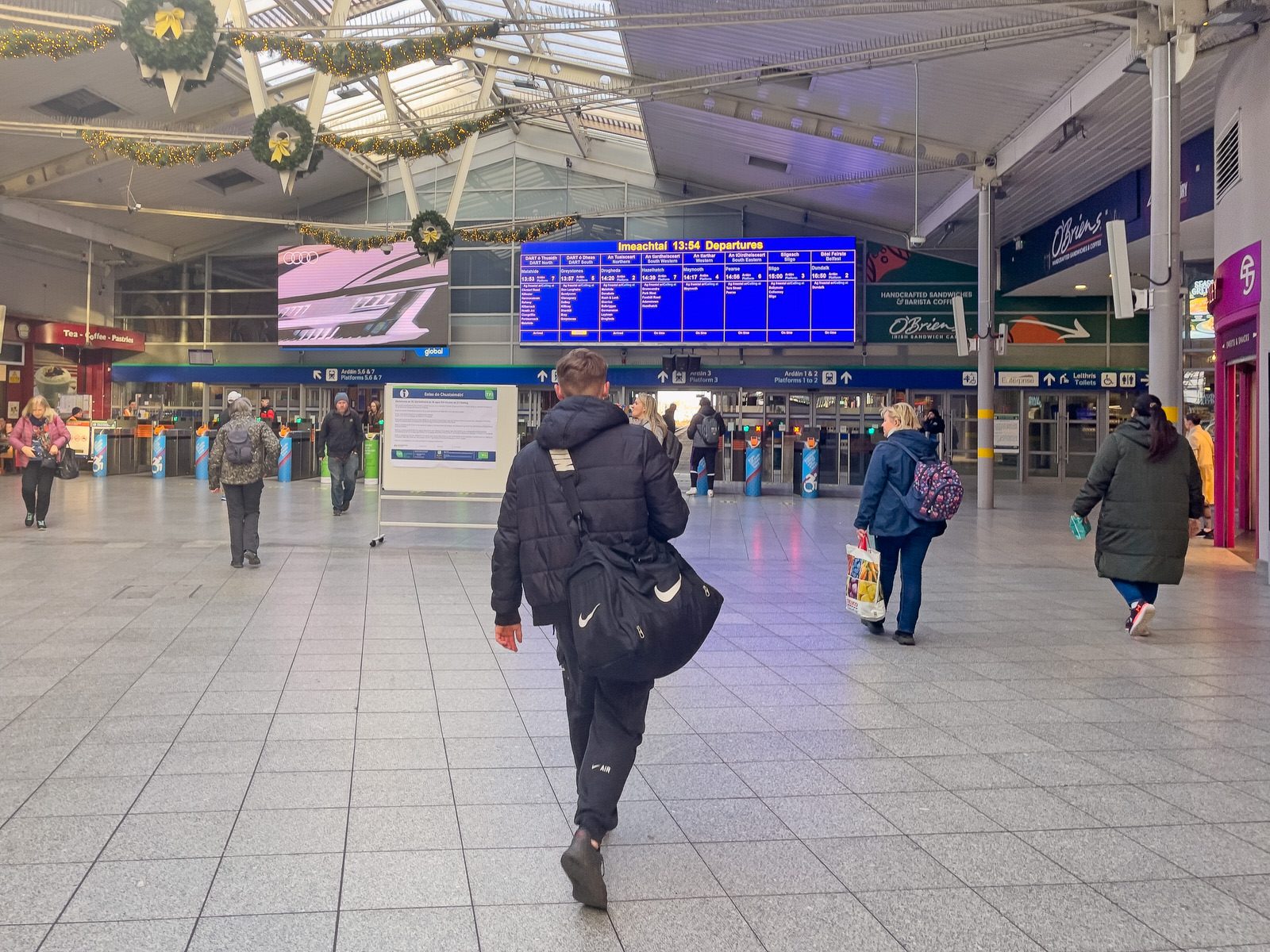 CONNOLLY TRAIN STATION [DECEMBER 2023]-225993-1