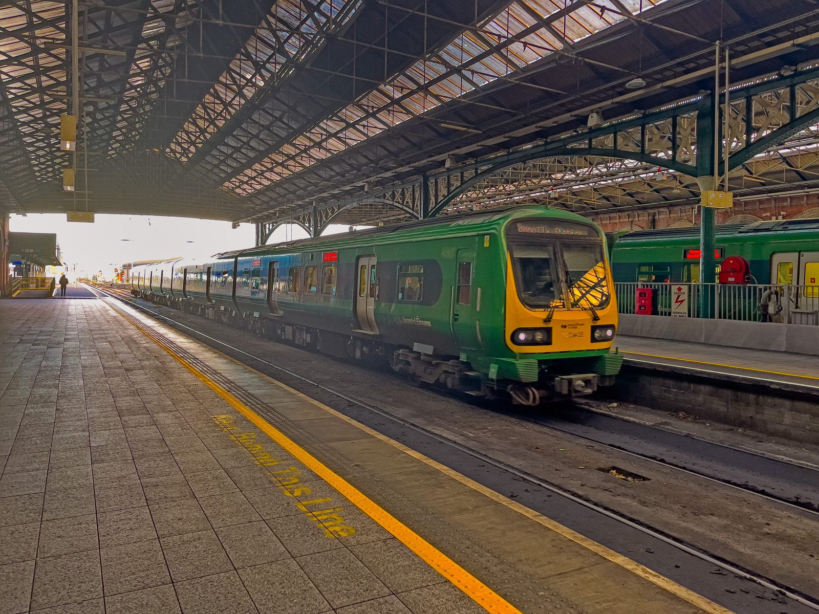 CONNOLLY TRAIN STATION [DECEMBER 2023]-225999-1