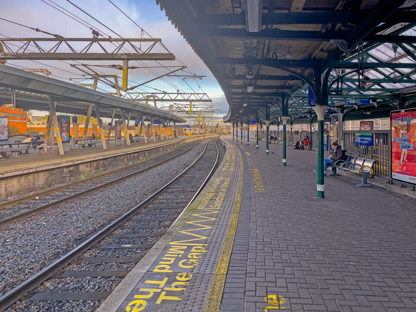 CONNOLLY TRAIN STATION [DECEMBER 2023]-226002-1