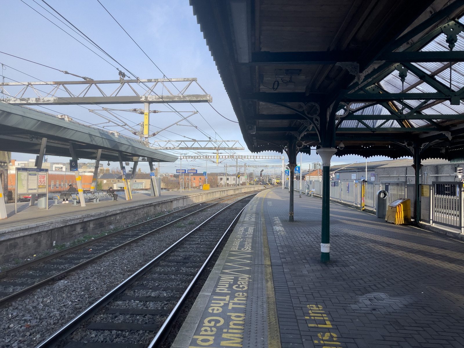 CONNOLLY TRAIN STATION [DECEMBER 2023]-226007-1