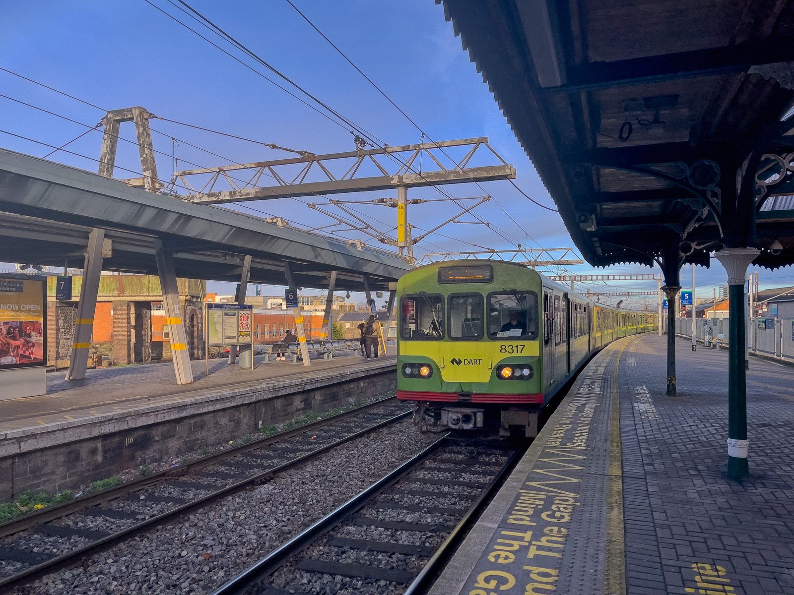 CONNOLLY TRAIN STATION [DECEMBER 2023]-226011-1
