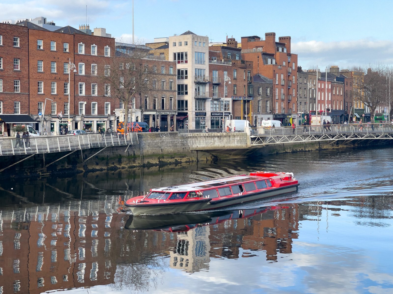 I HAD NOTHING BETTER TO DO [SO I PHOTOGRAPHED THE SPIRIT OF THE DOCKLANDS TURNING ON THE RIVER LIFFEY]-229439-1