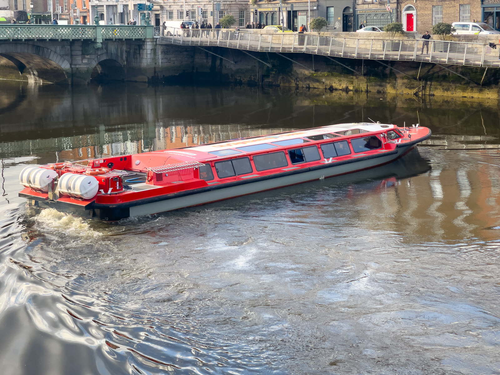 I HAD NOTHING BETTER TO DO [SO I PHOTOGRAPHED THE SPIRIT OF THE DOCKLANDS TURNING ON THE RIVER LIFFEY]-229454-1