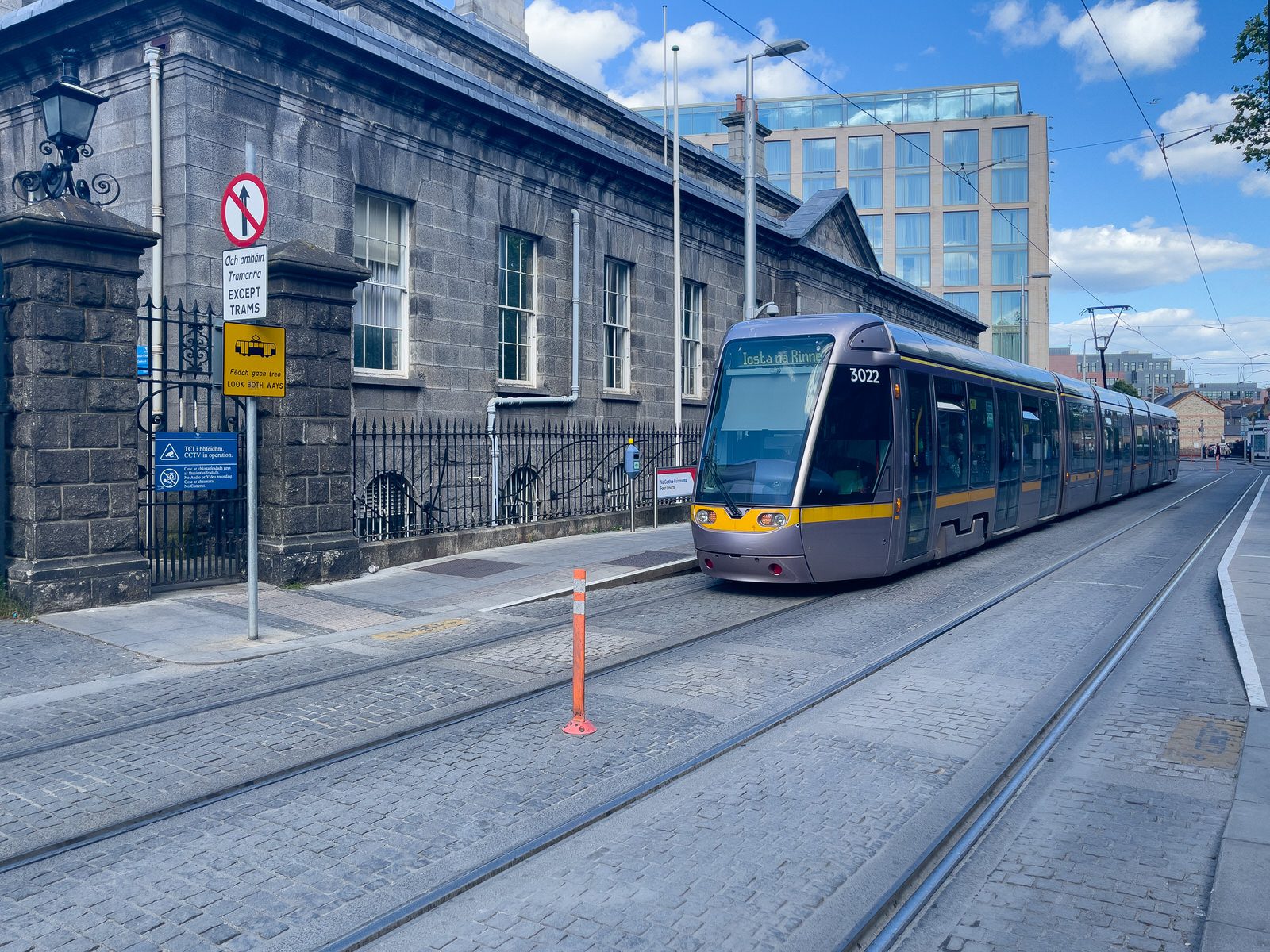 THE LUAS FOUR COURTS TRAM STOP [THERE IS MUCH TO BE SEEN HERE]-234117-1