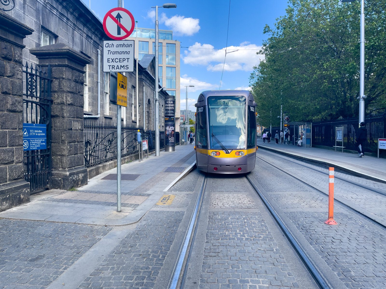 THE LUAS FOUR COURTS TRAM STOP [THERE IS MUCH TO BE SEEN HERE]-234119-1