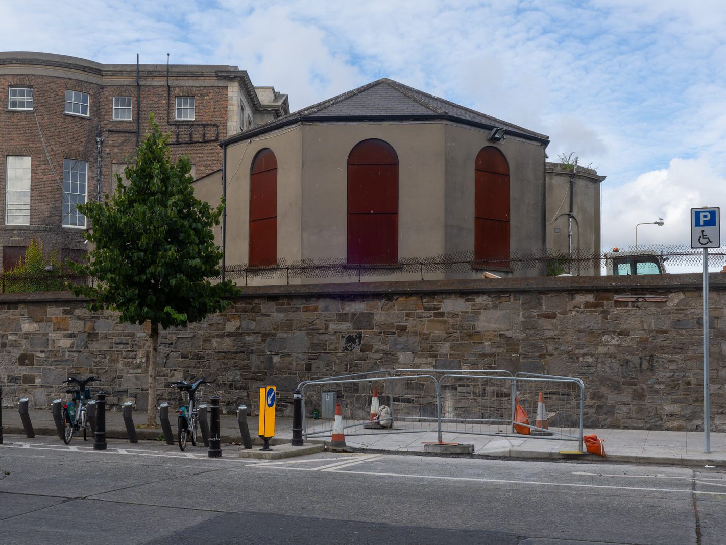 KILLARNEY STREET [DUBLINBIKES DOCKING STATION IS LOCATED HERE]-241827-1