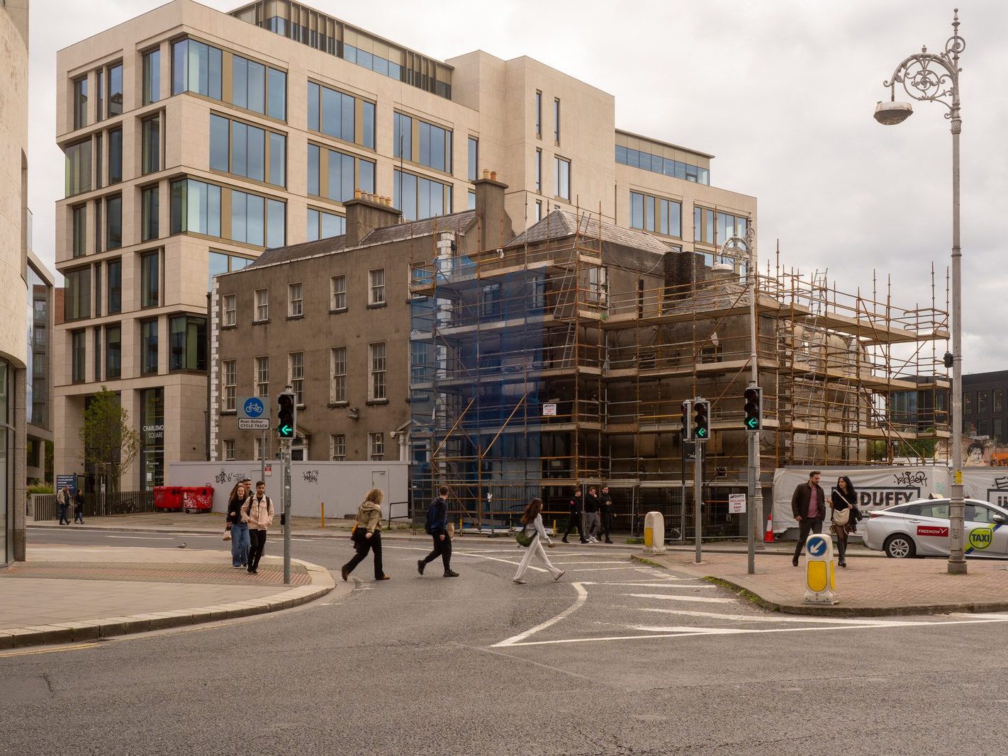 THE LUAS TRAM STOP ON HARCOURT STREET [OUTSIDE WHAT WAS ONCE AN IMPORTANT TRAIN STATION]-242037-1