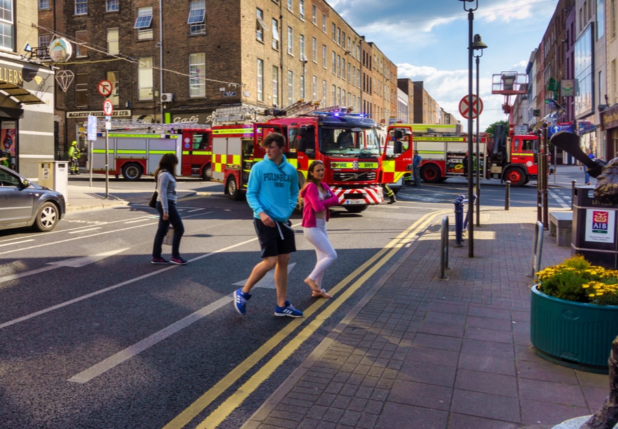 A GOOD EXAMPLE OF BLOCKING [LIMERICK FIRE SERVICE IN ACTION JUNE 2015] 001