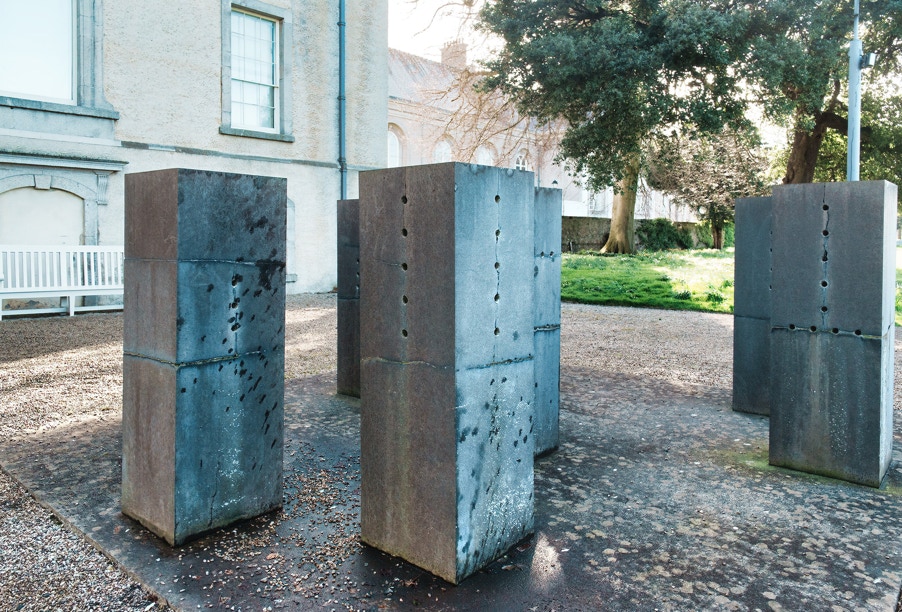 NO THIS IS NOT AN EXPENSIVE HEAT PUMP [8 LIMESTONES BY ULRICH RUCKRIEM] 001