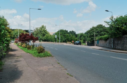 EXPLORING A SECTION OF DUNDRUM ROAD [I WALKED FROM BANKSIDE COTTAGES TO BIRD AVENUE] 001