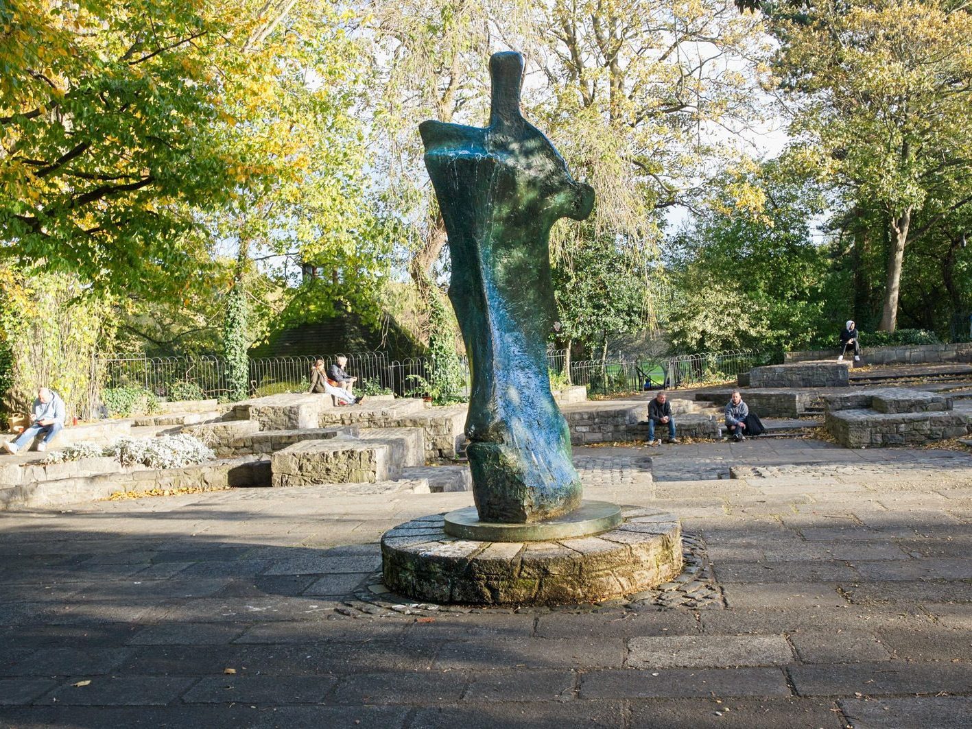 A SCULPTURE BY HENRY MOORE [THE W.B. YEATS MEMORIAL ON THE MOUNT IN ST STEPHEN'S GREEN IN DUBLIN] 003