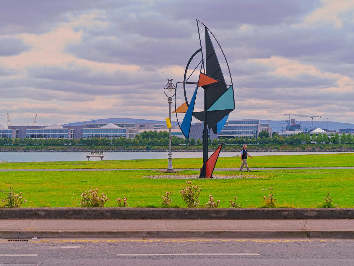 WIND SAIL SCULPTURE BY EAMON O’DOHERTY [ALFIE BYRNE ROAD CLONTARF]-244442-1