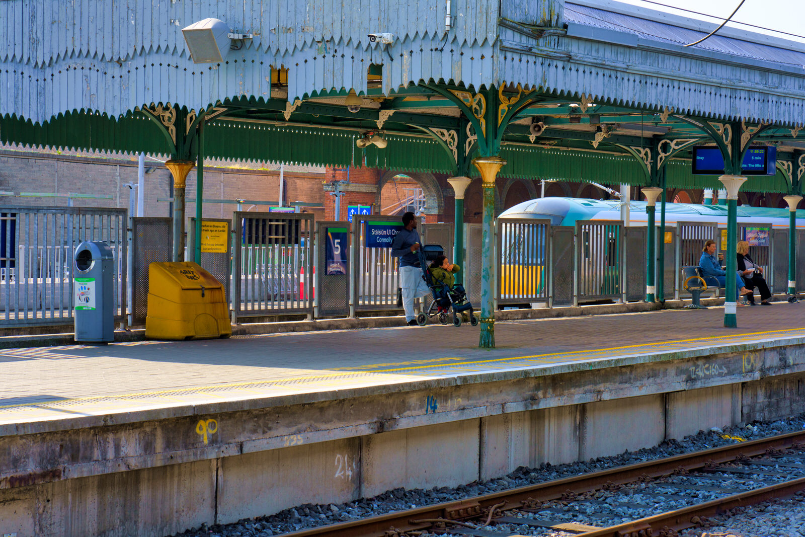 TRAIN TO BALBRIGGAN