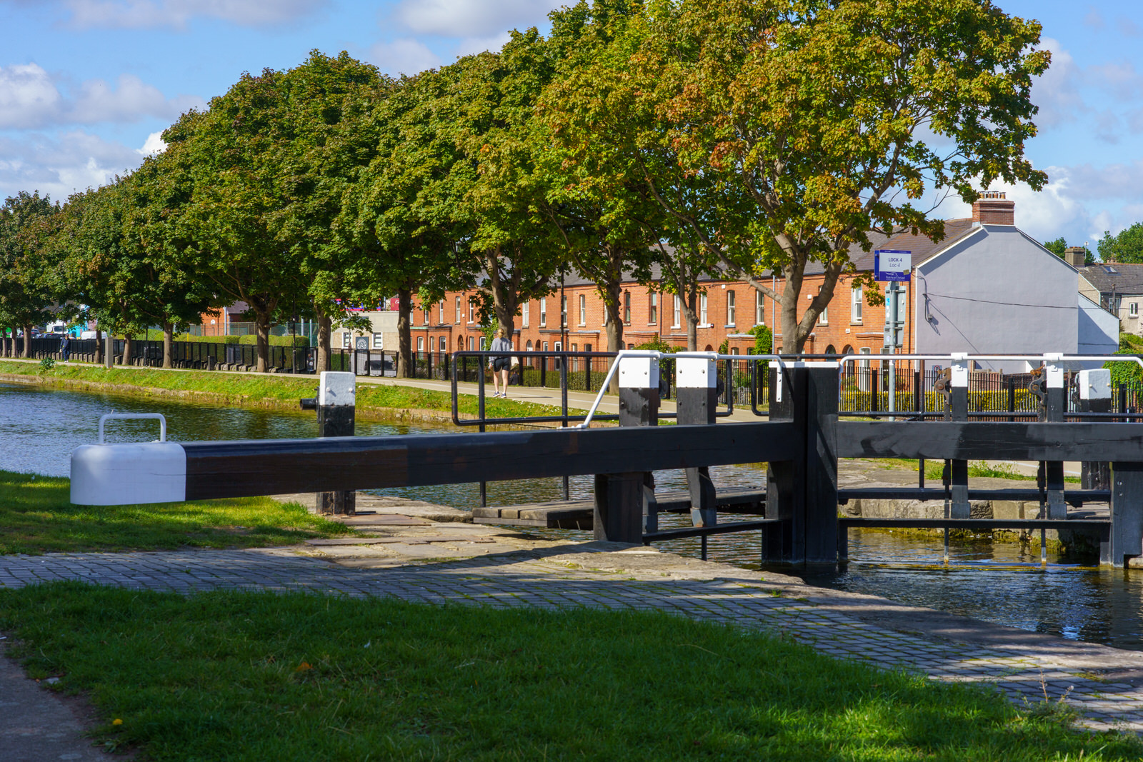 ROYAL CANAL GREEN WAY